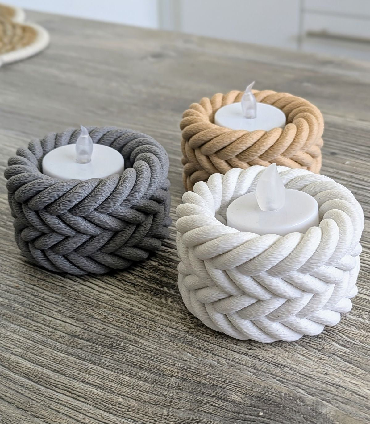 Porta Velas LED em Corda