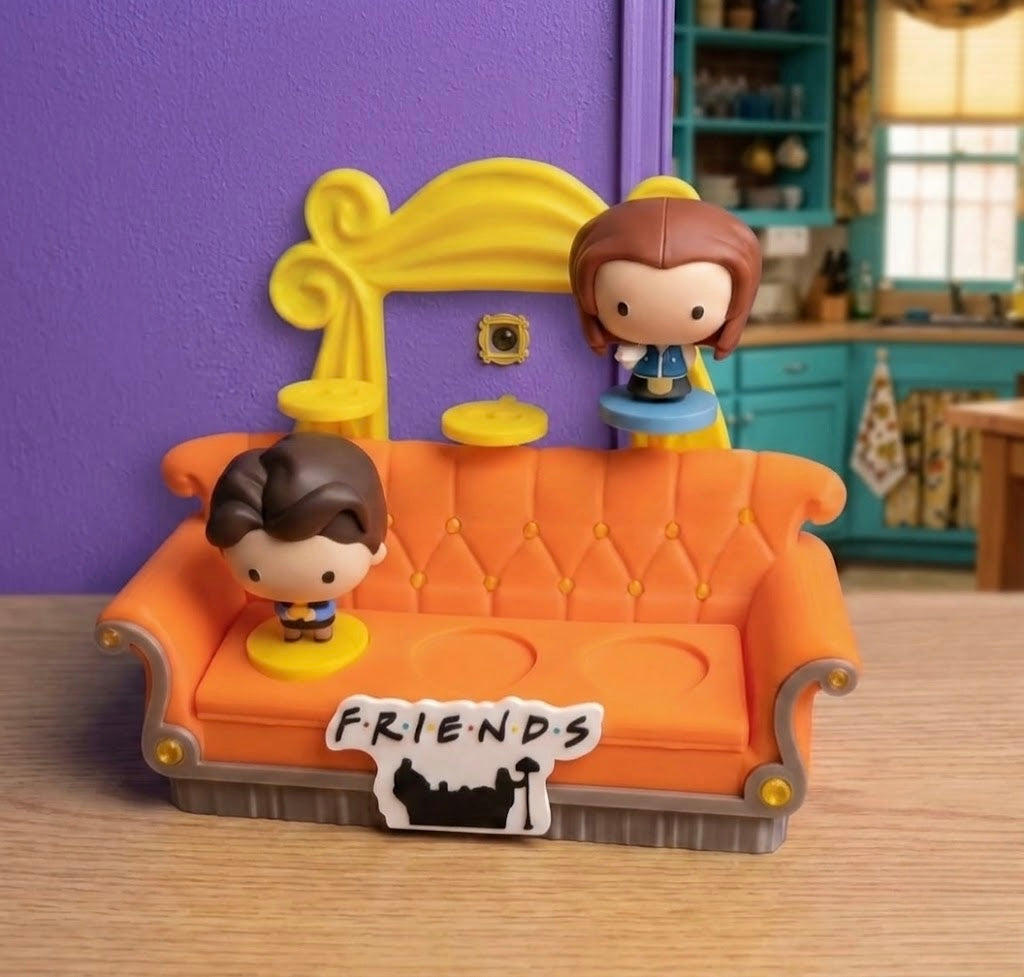 Friends - Display Sofa