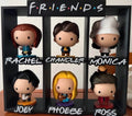 Expositor FRIENDS - Display para Figuras