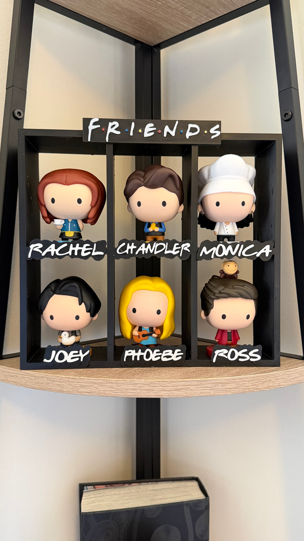Expositor FRIENDS - Display para Figuras